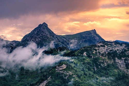 巍巍秦岭